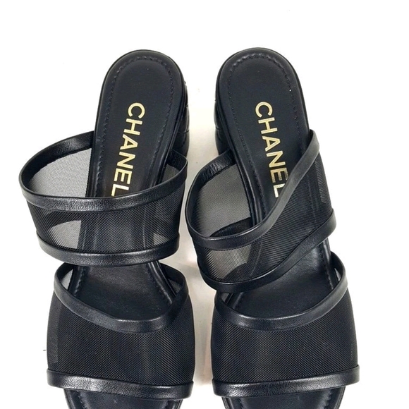 CHANEL Shoes - CHANEL Black Heels